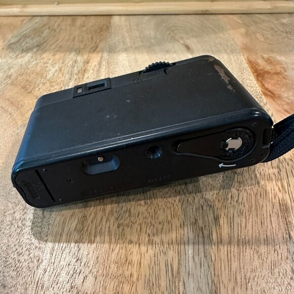 Mamiya U 35mm Point & Shoot Film Camera f/2.8 Lens Black Untested - Picture 9 of 14